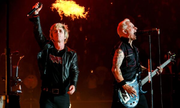 Green Day lança canal com programação 24 horas no YouTube com clipes, apresentações ao vivo e imagens de arquivo inéditas