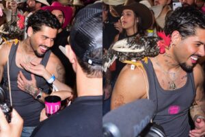 Zé Felipe canta com galo no ombro durante show em Barretos