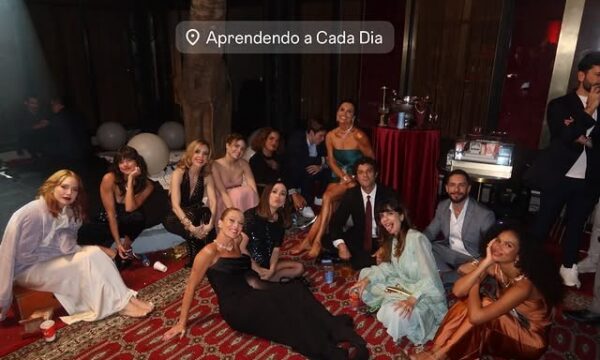 Letícia Colin mostra bastidores de vingança de Adriana em Quem Ama Cuida; veja vídeo