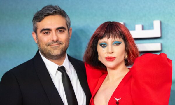 Lady Gaga dá à luz primeiro filho com Michael Polansky, afirma site