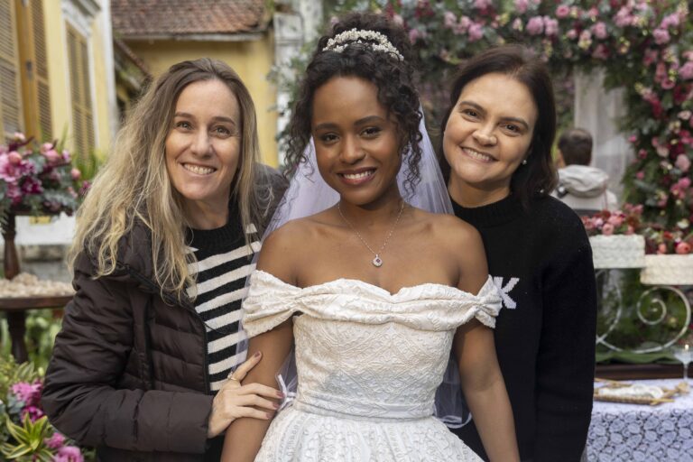 Alessandra Poggi celebra indicação de Garota do Momento ao Emmy Internacional: 'Fez história'