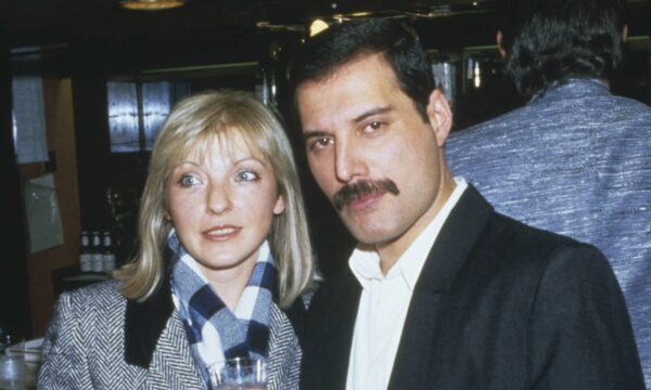 As últimas palavras de Freddie Mercury para sua ex-noiva, Mary Austin