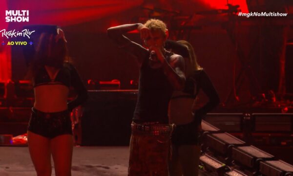 MGK desabafa após ser hostilizado pela plateia no Rock in Rio: 'Mesmo que não me amem, eu amo vocês'