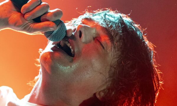 Gerard Way sinaliza um novo álbum do My Chemical Romance: ‘Vocês merecem outro disco’