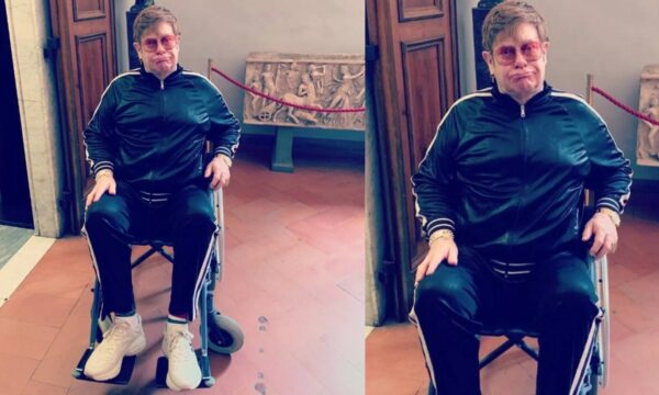 Por que Elton John usa cadeira de rodas? Cantor deixou o país em uma após apresentação no Rock in Rio