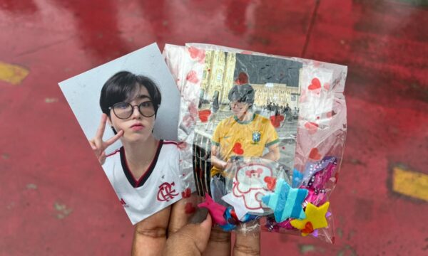 Skzoo, lightsticks e photocards: itens que os fãs de Kpop levaram para o Rock in Rio podem custar até R$ 600