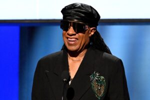 Stevie Wonder vai à Justiça por despejo de mulher que vive há 40 anos em sua propriedade